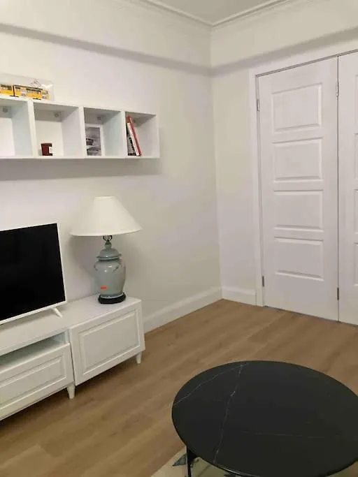 Aristocratic Apartment With A Parking Spot Sófia 0*,