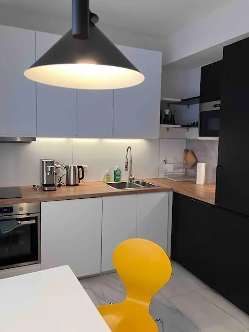 Aristocratic Apartment With A Parking Spot Sófia 0*,