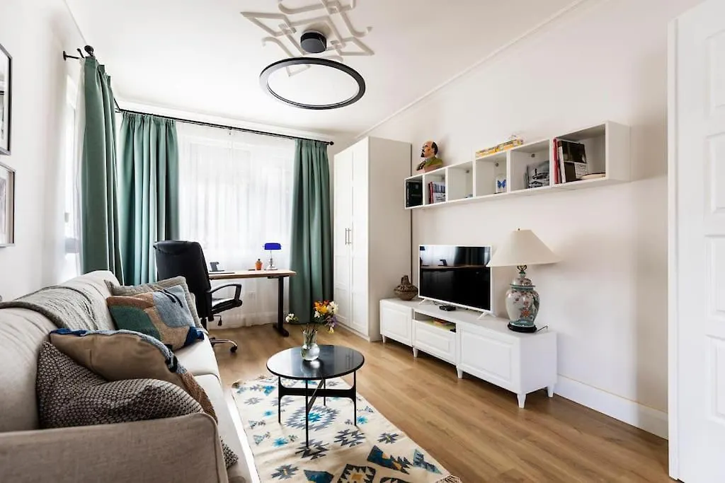 Aristocratic Apartment With A Parking Spot Sófia